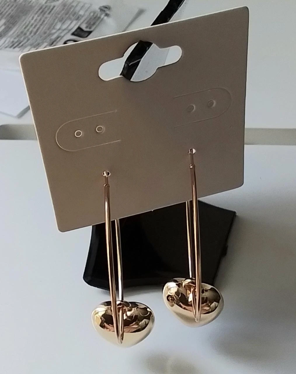 Brincos de argola em forma de pingente de coração em aço inoxidável dourado neuf – photo 3